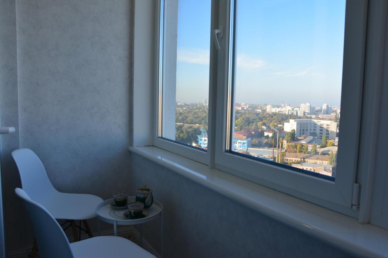 Apartment Sky 24 Floor In Centre Odessa Eksteriør bilde